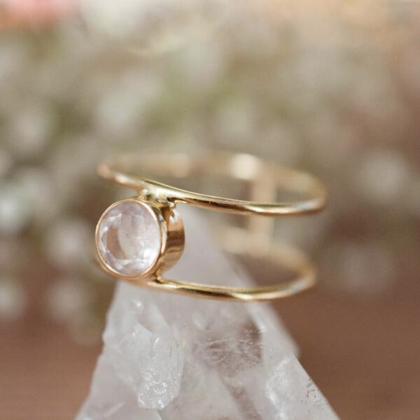 Love - rosenkvarts krystallring