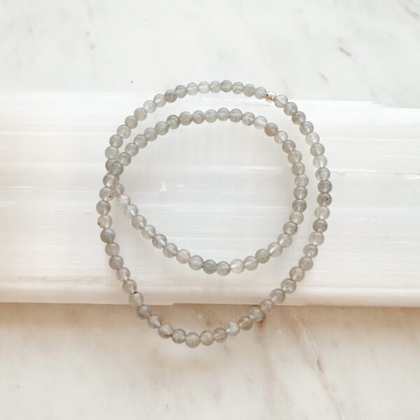 Intuition - Labradoritt krystall armbånd dobbel 4mm
